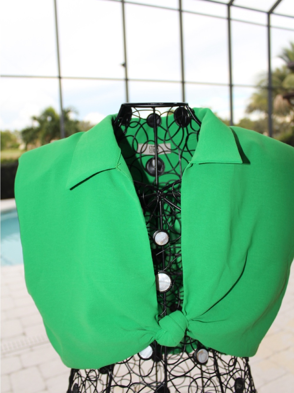 Green Tie-Front Crop Top with Collar